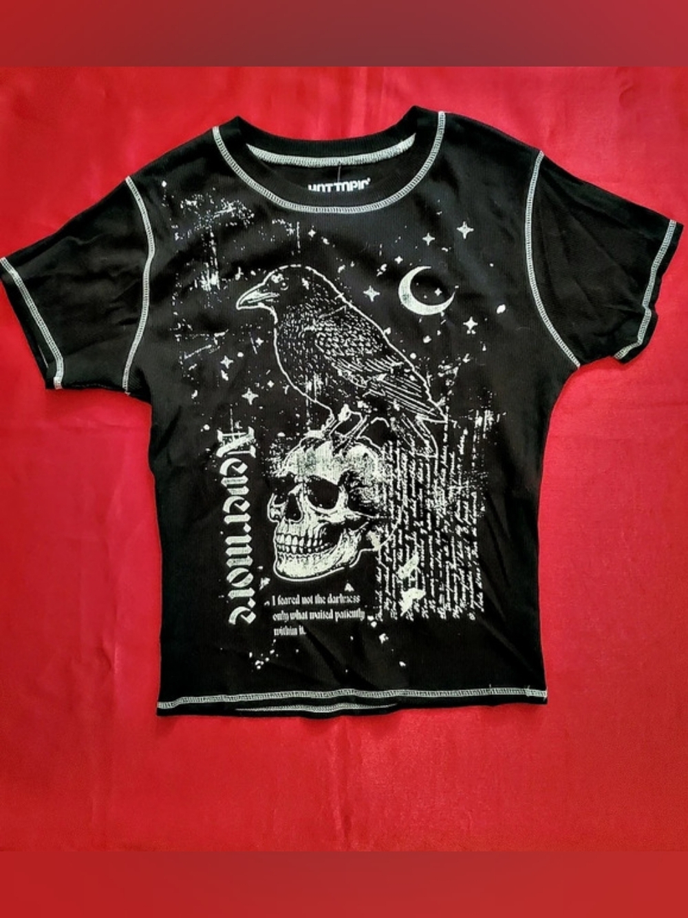 Hot Topic Graphic Raven Nevermore Short Sleeve Ribbed Tee